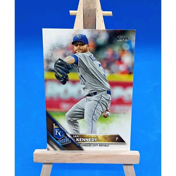 2016 Topps Update Series - Ian Kennedy #US212 - Picture 2 of 4